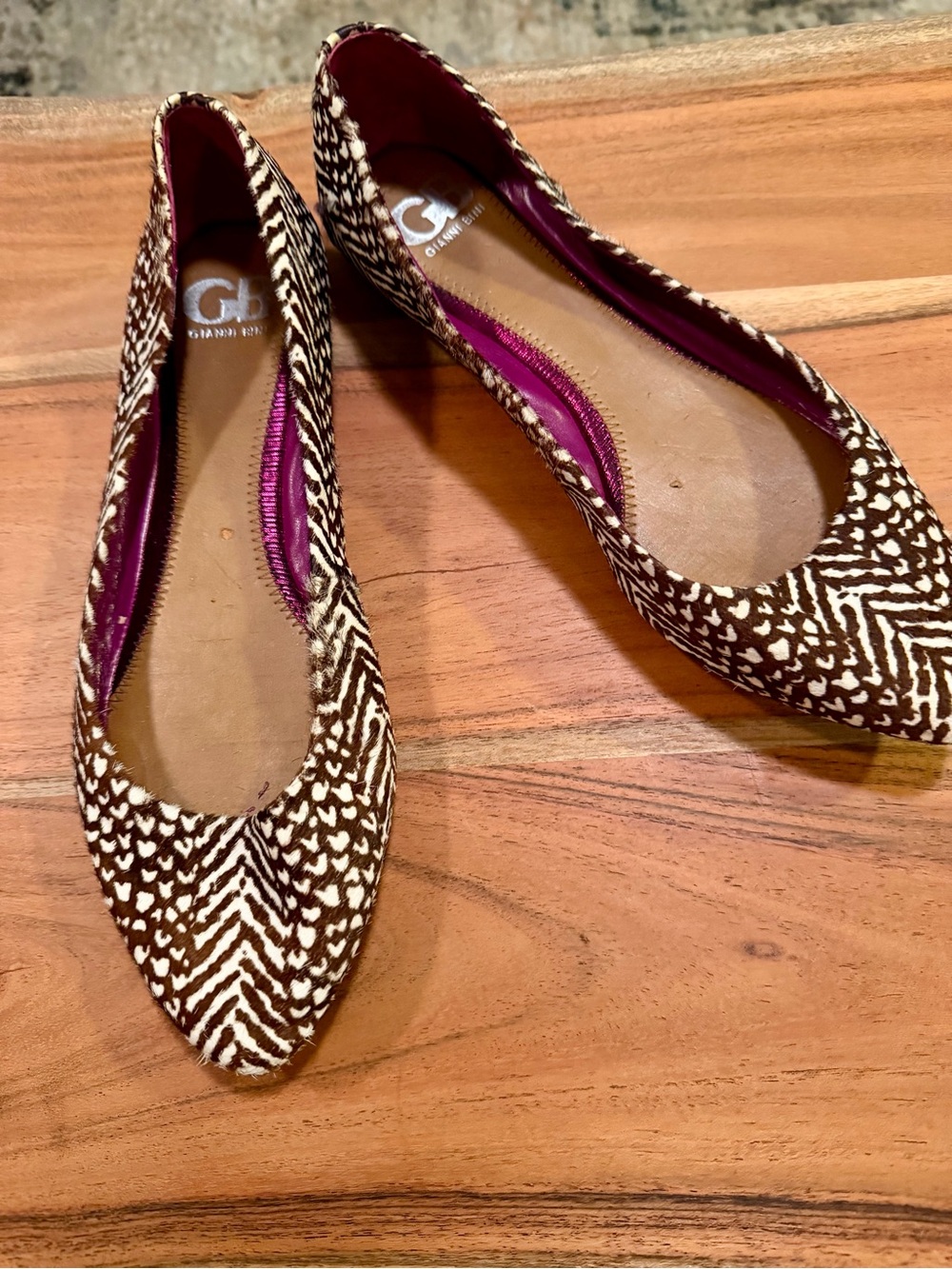 Gianni Bini Brown & White Patterned Pointed Toe Flats with Magenta Lining